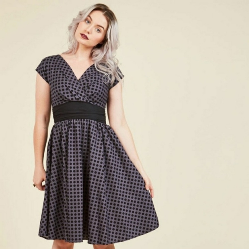 Folter Greta pretty on to the park bench dress